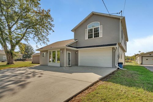 595 W Rathburn St, Carbon Hill, IL, 60416-7023 | Card Image