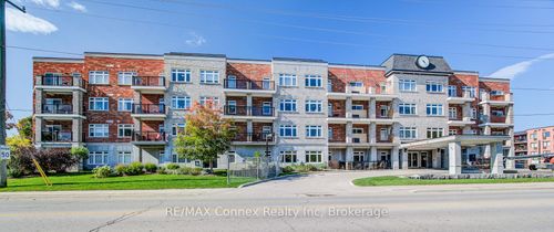 214-245 Scotland St, Fergus, ON, N1M0B5 | Card Image