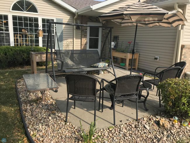 front patio MW.jpg | Image 10