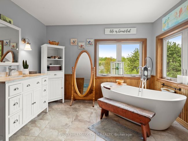 2043 Concession 5 Rd, House other with 4 bedrooms, 3 bathrooms and 10 parking in Loretto ON | Image 26