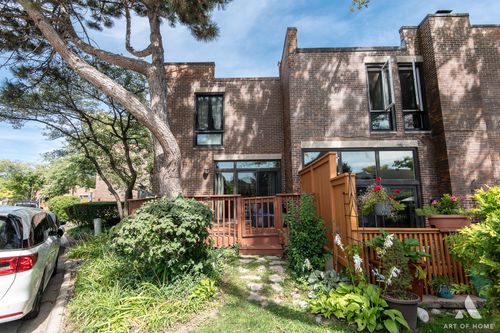 4 Birch Tree Ct, Elmhurst, IL, 60126-5221 | Card Image