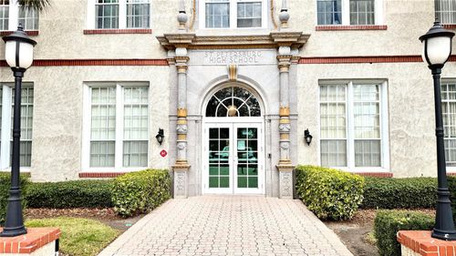 apt-121-701 Mirror Lake Dr N, ST PETERSBURG, FL, 33701-3257 | Card Image