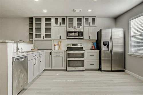 apt-a-1810 River Crossing Cir, Austin, TX, 78741-3251 | Card Image