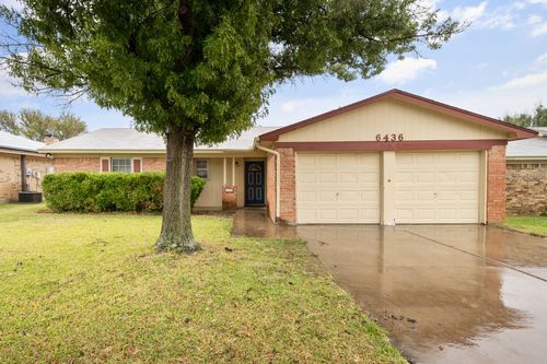 6436 Ridglea Dr, Watauga, TX, 76148-1427 | Card Image