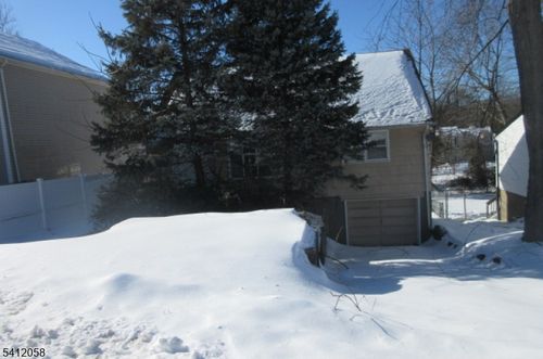 193 Newark Pompton Tpke, Wayne, NJ, 07470-6638 | Card Image