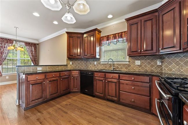 711 Wilhaven Ct, House other with 5 bedrooms, 5 bathrooms and 3 parking in Loganville GA | Image 9
