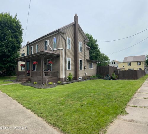 15 3rd St, Benton, PA, 17814-7886 | Card Image