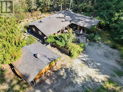 141 Amblewood Dr, House other with 3 bedrooms, 3 bathrooms and null parking in Salt Spring Island BC | Image 1