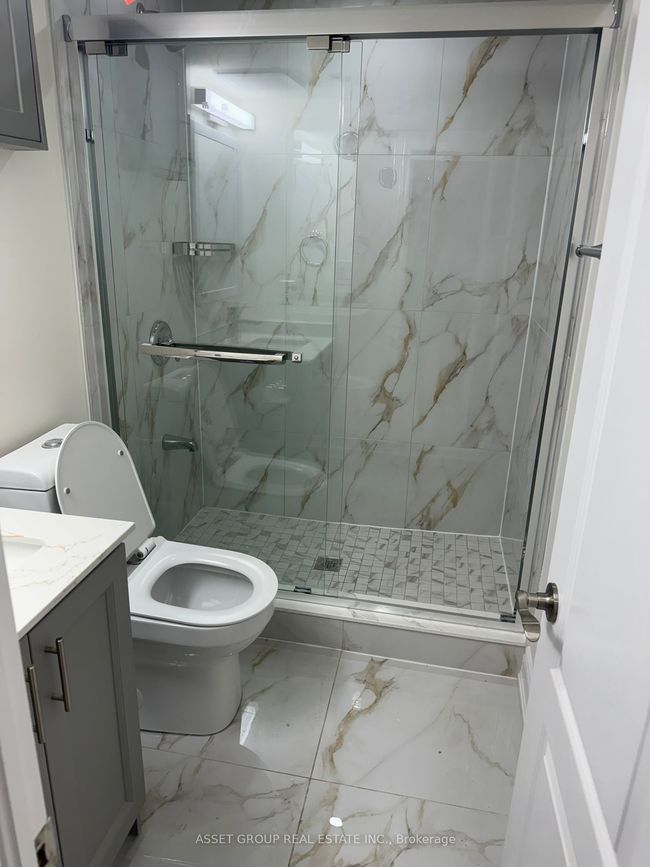 BSMNT - 39 Royal Links Cir, House other with 2 bedrooms, 2 bathrooms and 2 parking in Brampton ON | Image 20