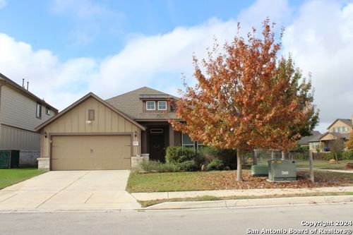 8713 Stackstone, Schertz, TX, 78154-3692 | Card Image