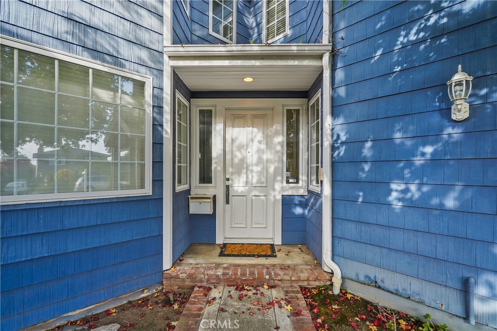 Residential Lease in Manhattan Beach 3