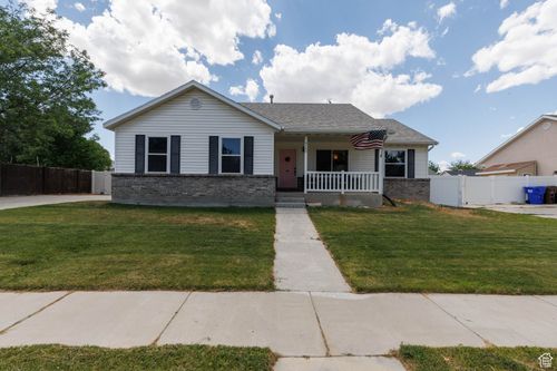 2142 E Fall St, Eagle Mountain, UT, 84005-4272 | Card Image