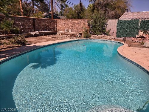 3000 Gilmary Ave, Las Vegas, NV, 89102-2078 | Card Image