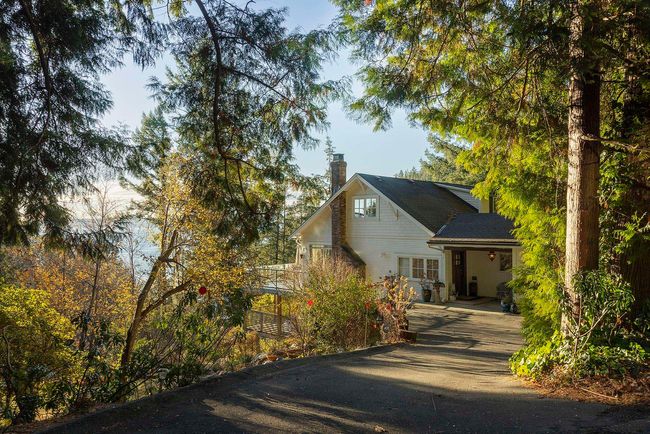 4778 Marine Drive, House other with 6 bedrooms, 3 bathrooms and 1 parking in West Vancouver BC | Image 6