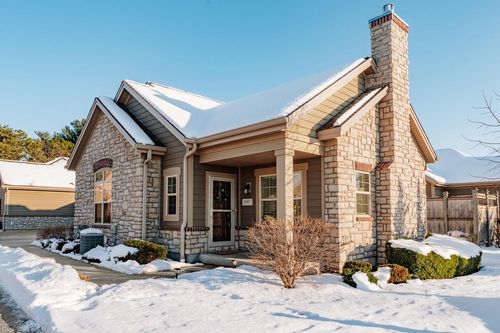 1045 Ann Marie Way, Oconomowoc, WI, 53066-2916 | Card Image