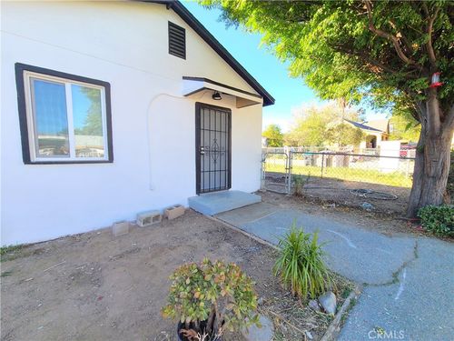 apt-a-908 W Hays St, Banning, CA, 92220-4476 | Card Image