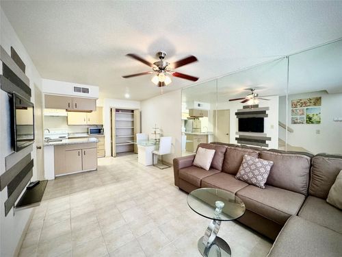 apt-126-2110 Wilcrest Dr, Houston, TX, 77042-2667 | Card Image