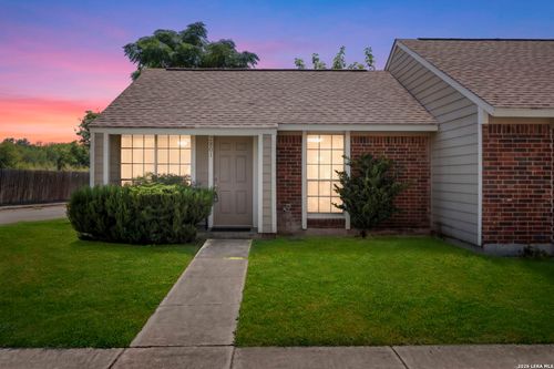 unit-2801-9140 Timber Path 2801, San Antonio, TX, 78250 | Card Image