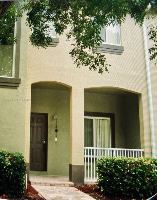 2416-2416 Se 19th Ct, Homestead, FL, 33035-2064 | Card Image
