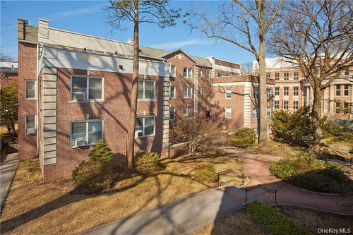 apt-2f-766 Palmer Rd, Yonkers, NY, 10708-3313 | Card Image