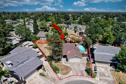 8238 Ferncreek Court, Citrus Heights, CA, 95621 | Card Image