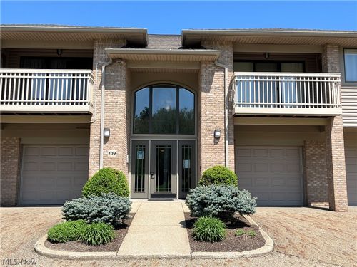 109c-3800 Rosemont Blvd, Fairlawn, OH, 44333-9263 | Card Image