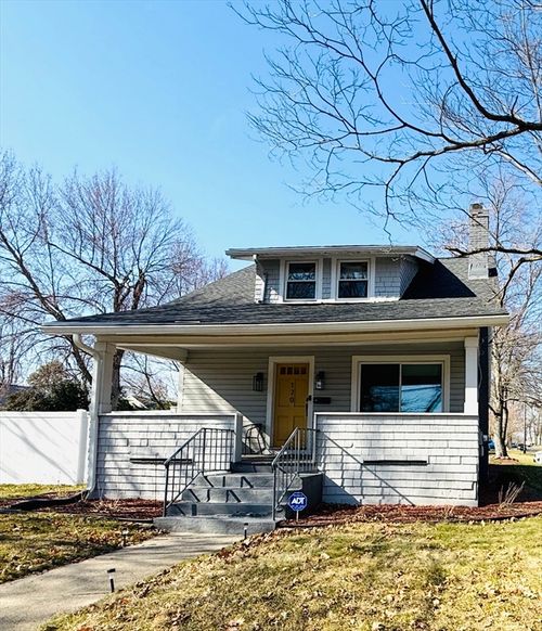 170 Plumtree Rd, Springfield, MA, 01118-1422 | Card Image