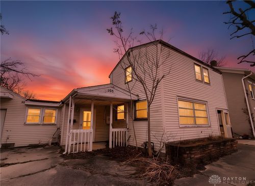 105 N Main St, Union, OH, 45322-3353 | Card Image