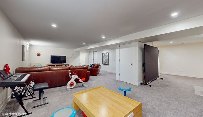 3855 Hull St, House other with 3 bedrooms, 3 bathrooms and 3 parking in Skokie IL | Image 17