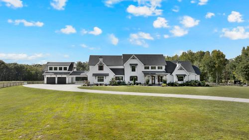 2216 Sp Anderson Rd, Manchester, TN, 37355-6726 | Card Image