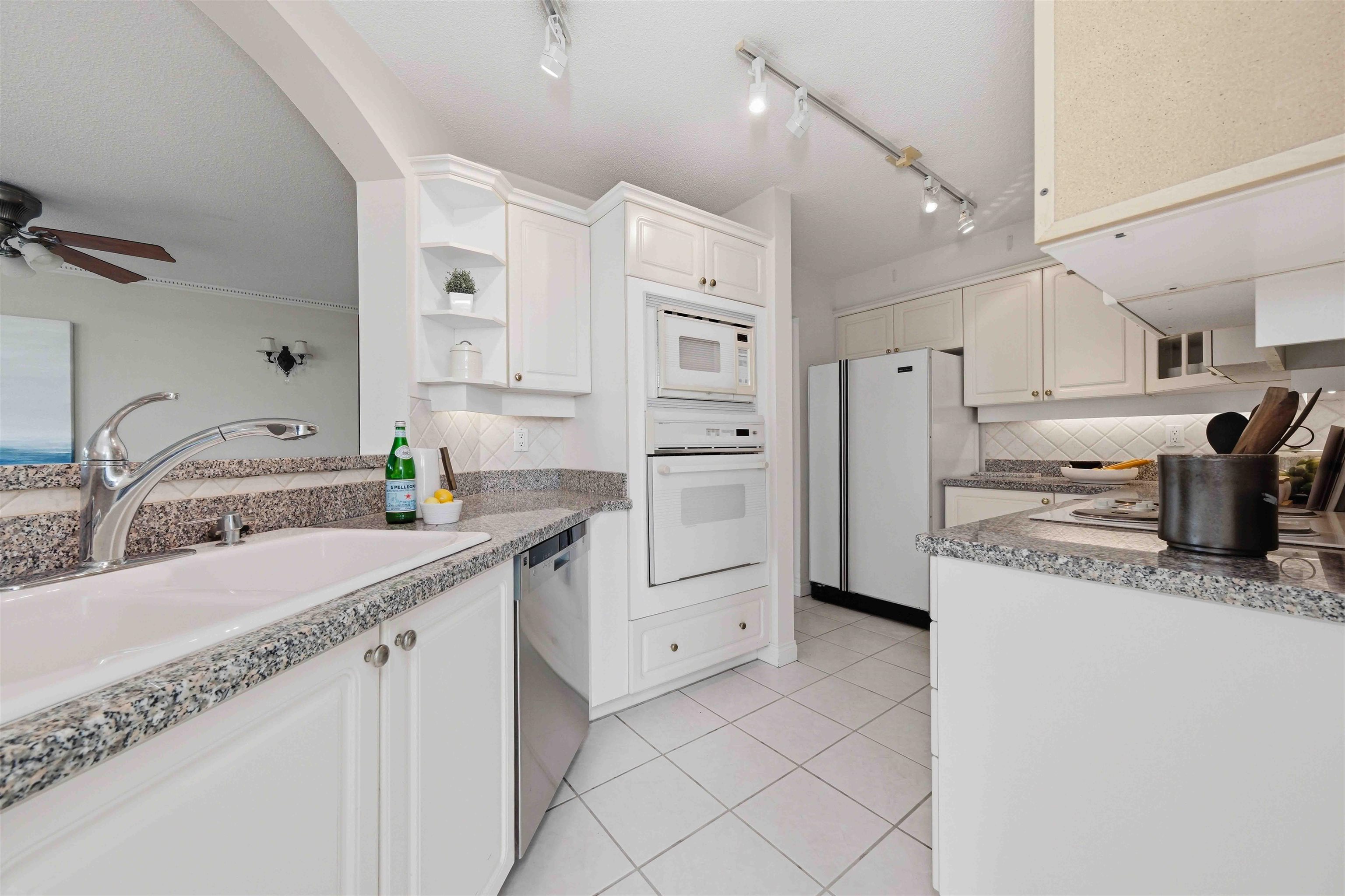 Residential in West Vancouver 3