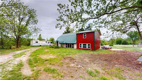 12376 E Olive Branch Rd, Nevada, MO, 64772-7234 | Card Image
