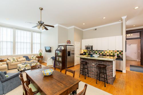 106-2525 George Rogers Clark Pl, Louisville, KY, 40206-2505 | Card Image