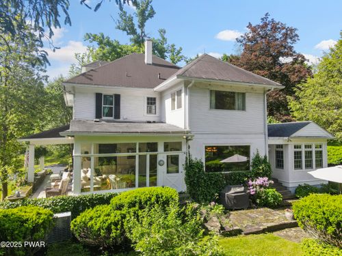 218 Weatherby St, Dalton, PA, 18414-8000 | Card Image
