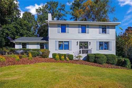 385 Knoll Woods Ter, Roswell, GA, 30075-3414 | Card Image