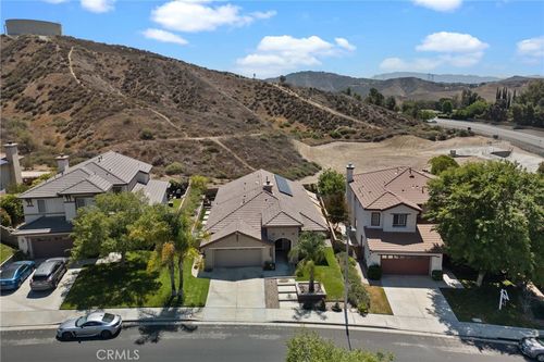 28518 High Ridge Dr, Santa Clarita, CA, 91390 | Card Image
