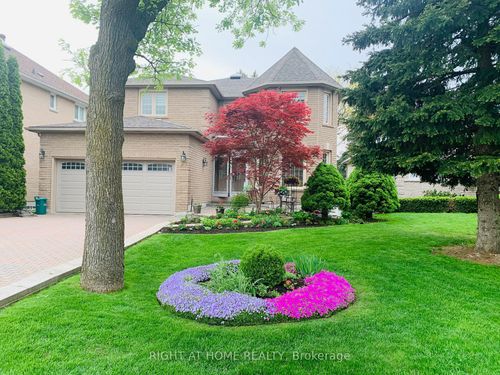 27 Addison Street, Richmond Hill, ON, L4C9N1 | Card Image