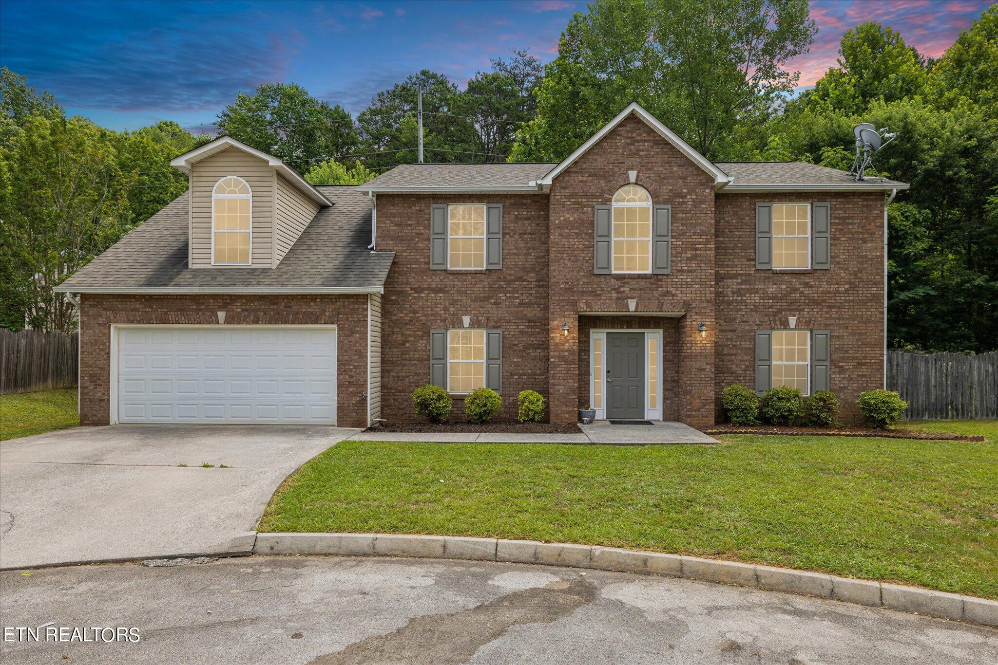Pebble Shore Ln, Knoxville, TN 37931