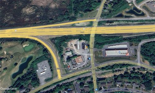 107 Bennett Rd, Camillus, NY, 13031-1572 | Card Image