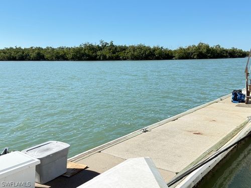 385 Angler Dr, GOODLAND, FL, 34140 | Card Image