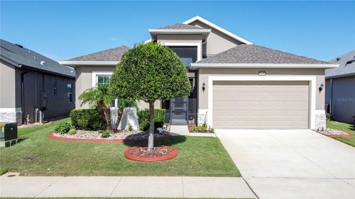 8665 Bridgeport Bay Cir, MOUNT DORA, FL, 32757-8880 | Card Image