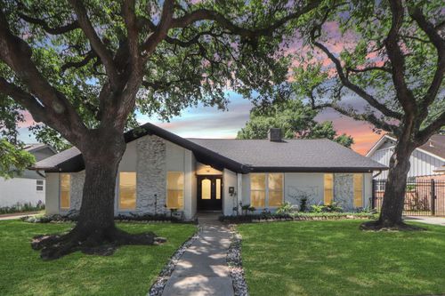 5951 Yarwell Drive, Houston, TX, 77096 | Card Image
