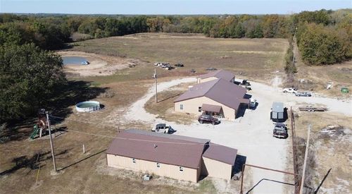 2869 E 54 Hwy, Deerfield, MO, 64741-7828 | Card Image