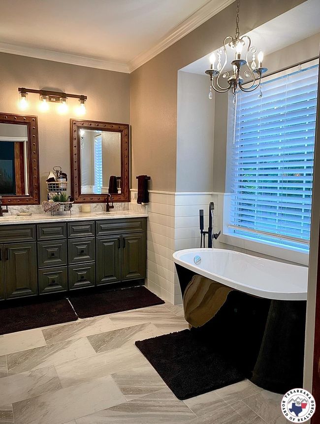 19 Hidden Valley Rd, House other with 3 bedrooms, 2 bathrooms and null parking in Texarkana TX | Image 16