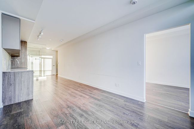 1211 - 2 Sonic Way, Condo with 2 bedrooms, 2 bathrooms and 1 parking in North York ON | Image 19