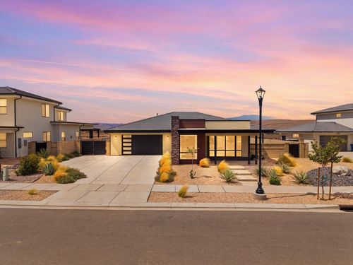 686 Owen Dr, St George, UT, 84790 | Card Image