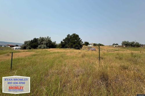 1780 James, Casper, WY, 82601-6813 | Card Image