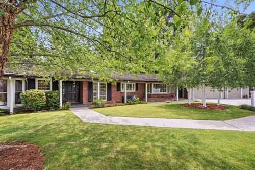 833 Dixon Way, Los Altos, CA, 94022 | Card Image