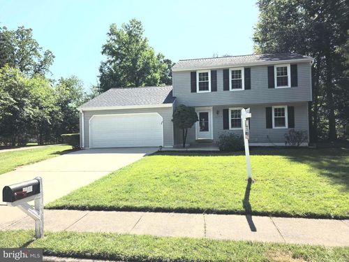 5039 Kenerson Dr, FAIRFAX, VA, 22032-2118 | Card Image