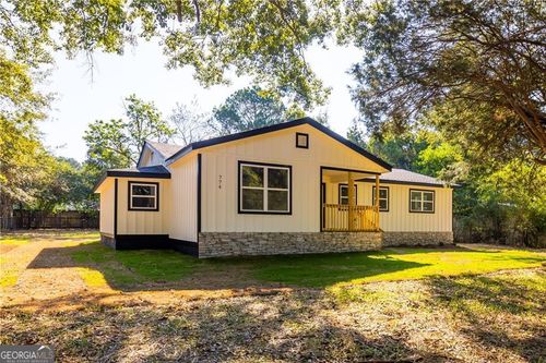 774 Robinson Dr, Smiths Station, AL, 36877-2406 | Card Image